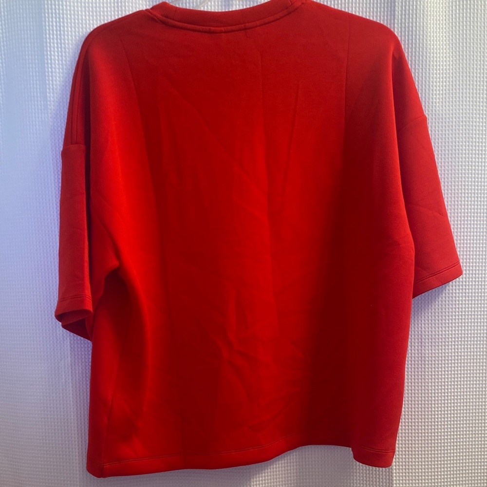 SPANX AirEssentials®
Relaxed Tee - Picture 6 of 8